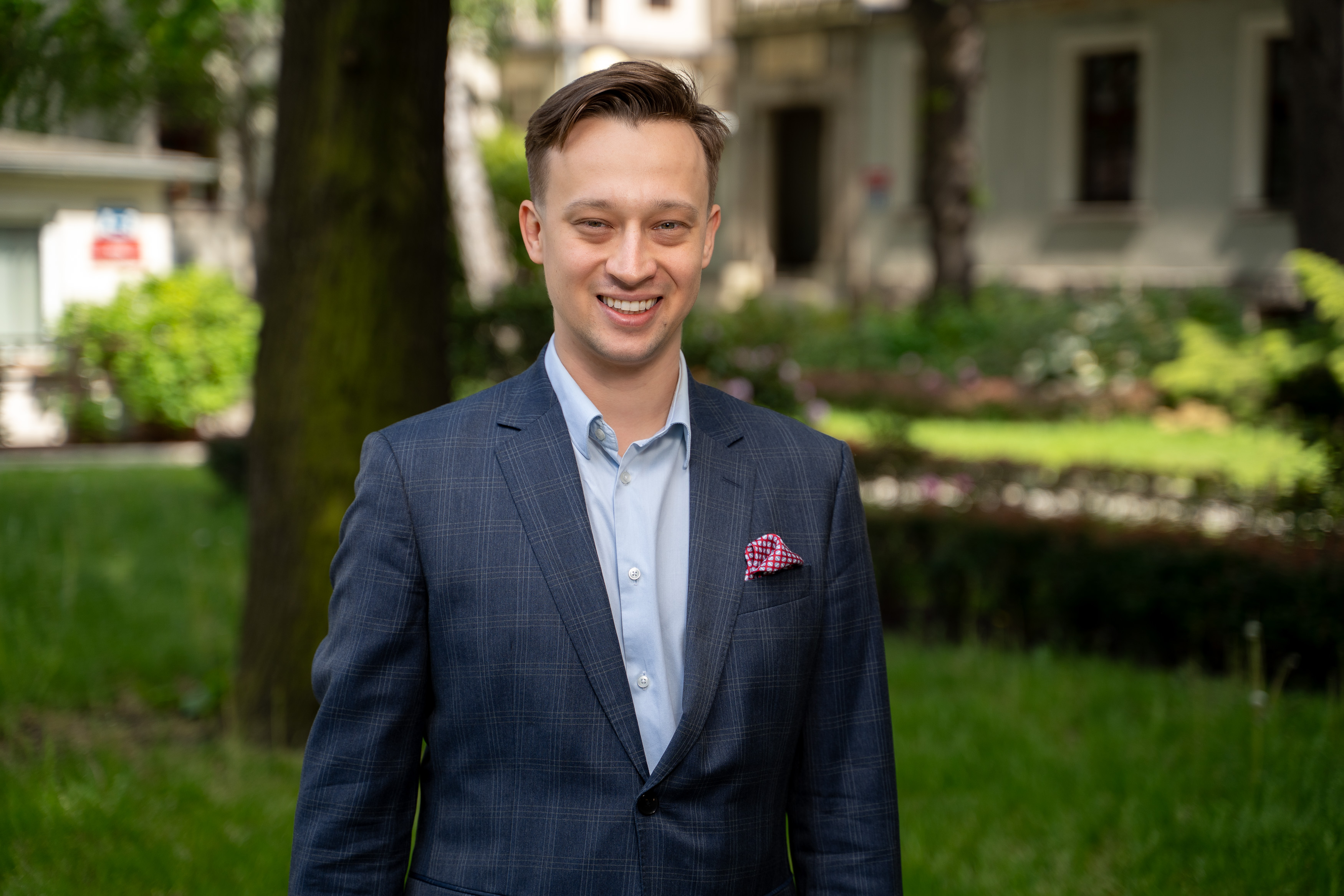 Dr Paweł J. Piszko